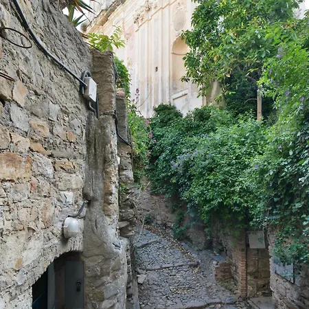 Casa Wilmot Bussana Vecchia * 산레모